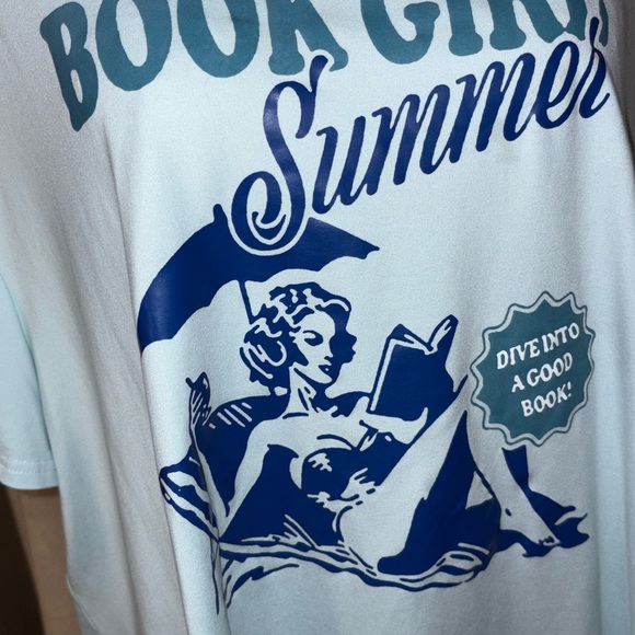 SHEIN Light Blue Graphic Tee - Picture 2 of 4